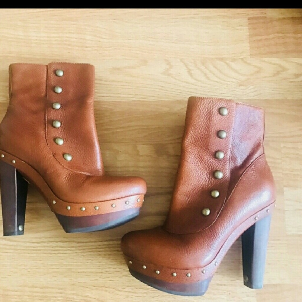 Ugg Ankle Booties NWOT